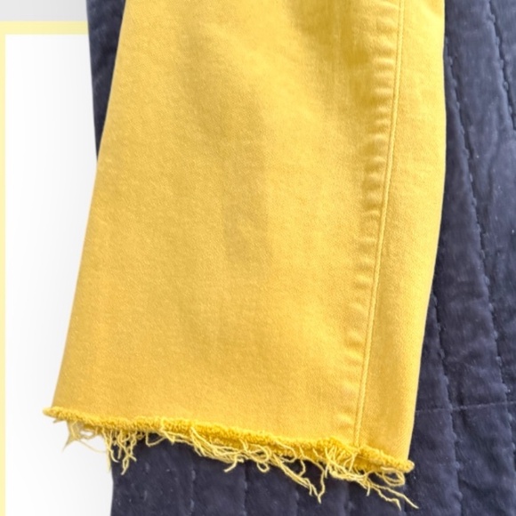 Show Your School Spirit in these yellow demin jeans with raw edge - Picture 5 of 5